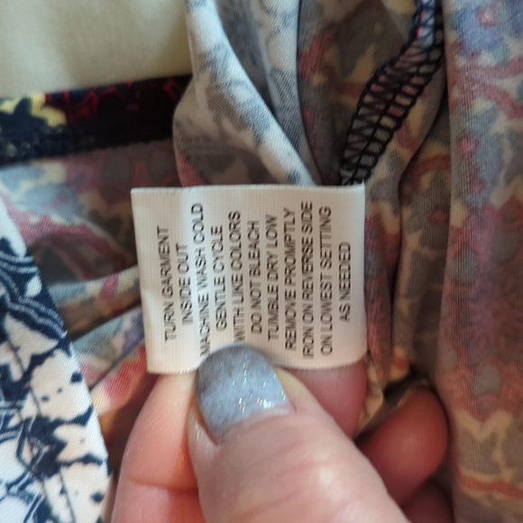 2/$10 Notations top in red, blue, yellow and white geometric design - Picture 6 of 6